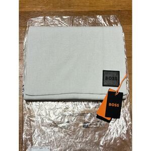 Hugo BOSS Foxon Scarf Ribbed Light Beige/Off White Gray Logo Scarf NWT 50495345